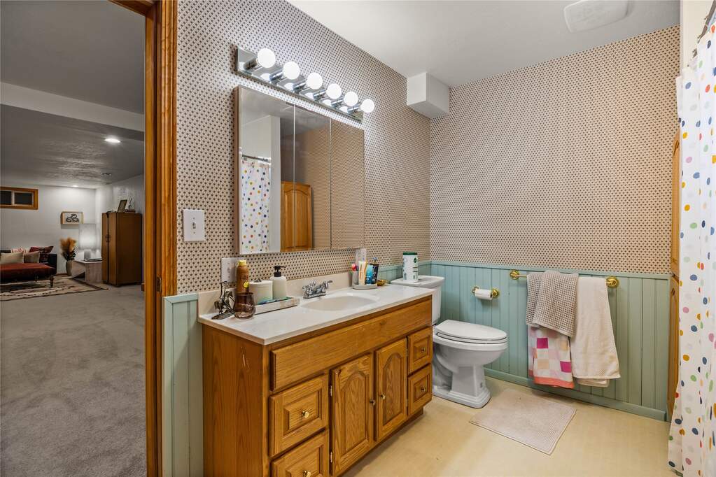 4 Bedroom Single Family Home/House's Image 30