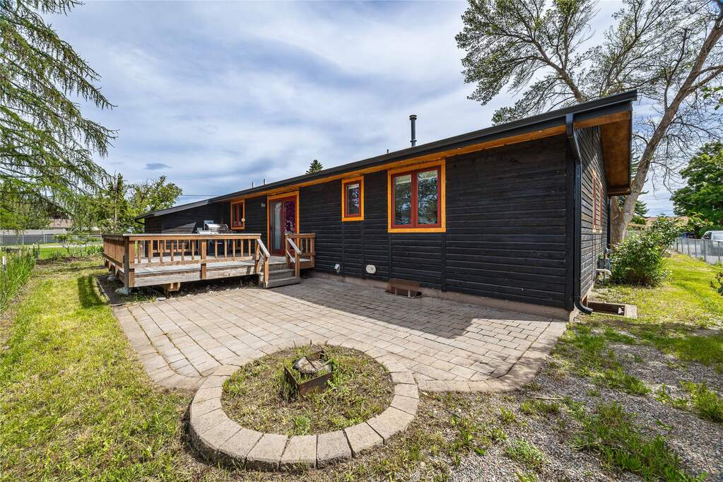 4 Bedroom Single Family Home/House's Image 34