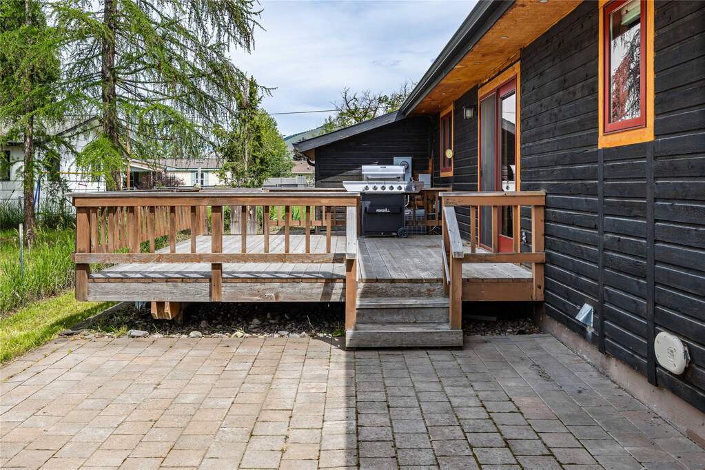 4 Bedroom Single Family Home/House's Image 36