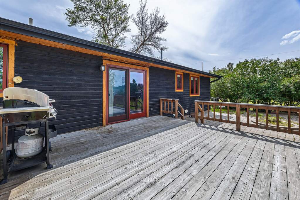 4 Bedroom Single Family Home/House's Image 39