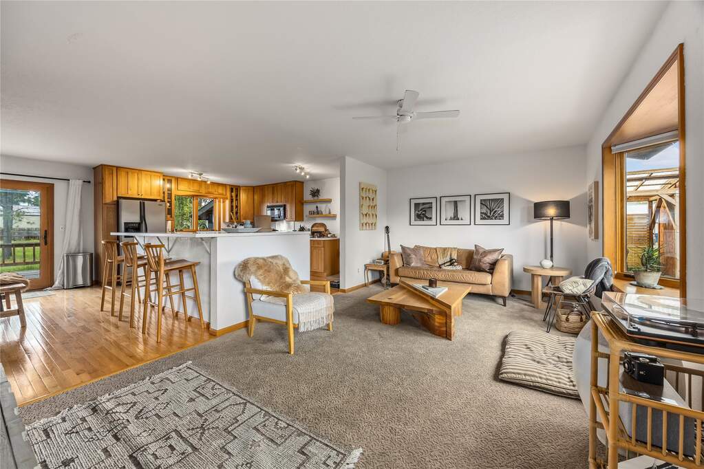 4 Bedroom Single Family Home/House's Image 6