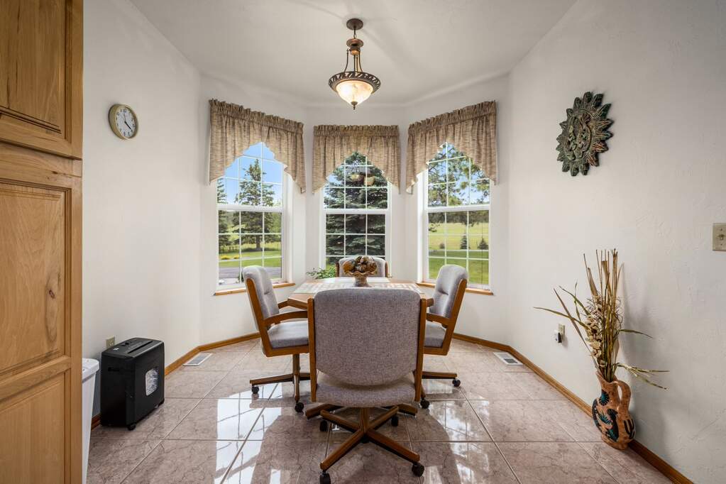 3 Bedroom Single Family Home/House's Image 12