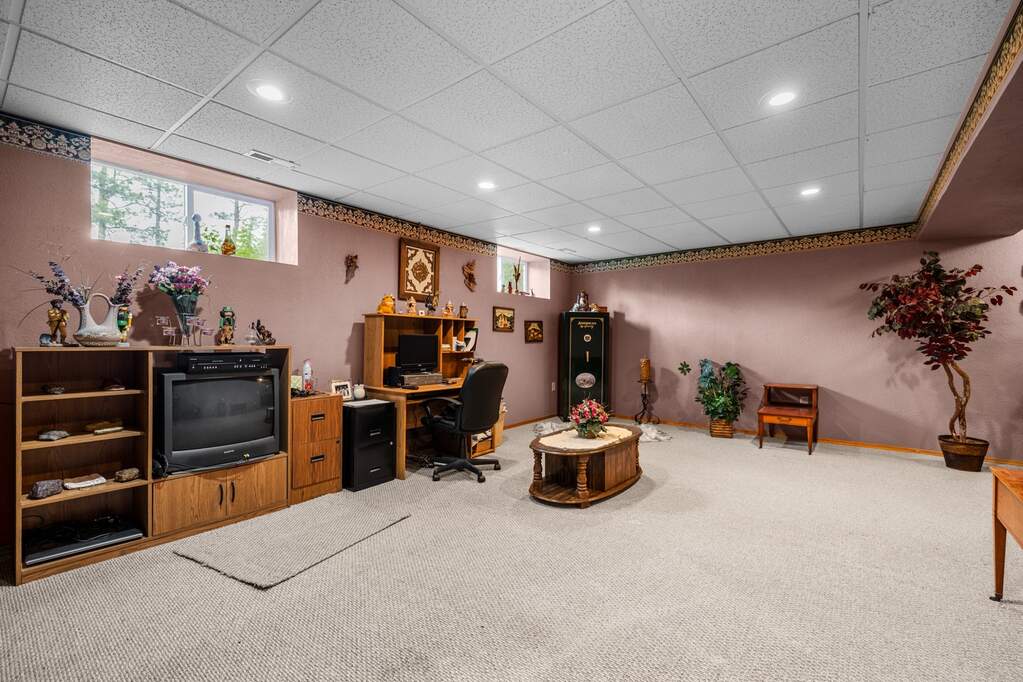 3 Bedroom Single Family Home/House's Image 31