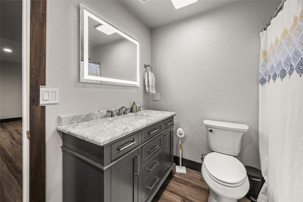 4 Bedroom Single Family Home/House's Image 28