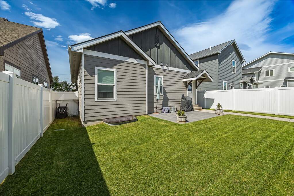 4 Bedroom Single Family Home/House's Image 30