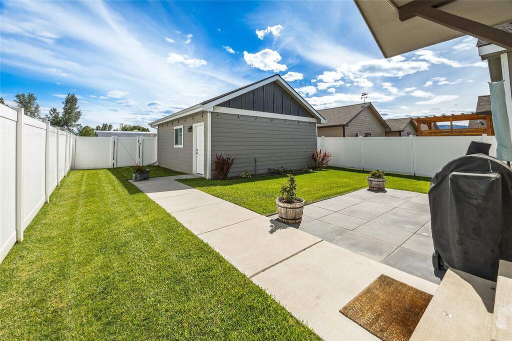 4 Bedroom Single Family Home/House's Image 34