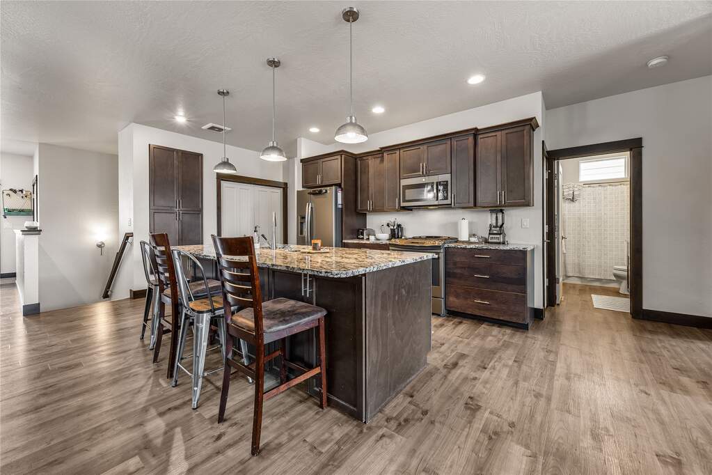 4 Bedroom Single Family Home/House's Image 6