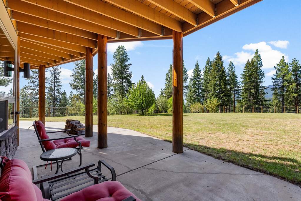 3 Bedroom Single Family Home/House's Image 7