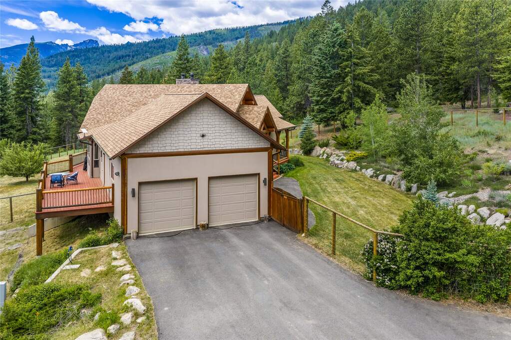 3 Bedroom Single Family Home/House's Image 3