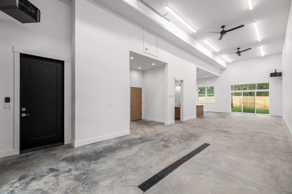 2 Bedroom Villa/Townhouse's Image 30