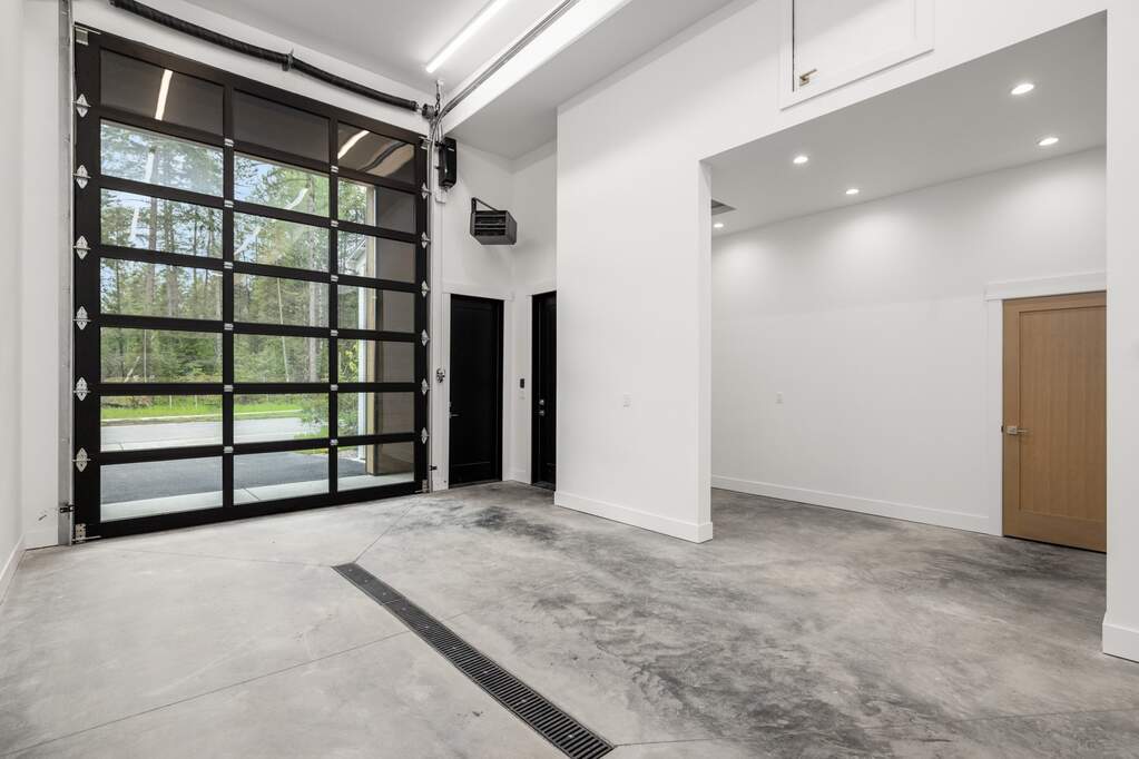 2 Bedroom Villa/Townhouse's Image 32