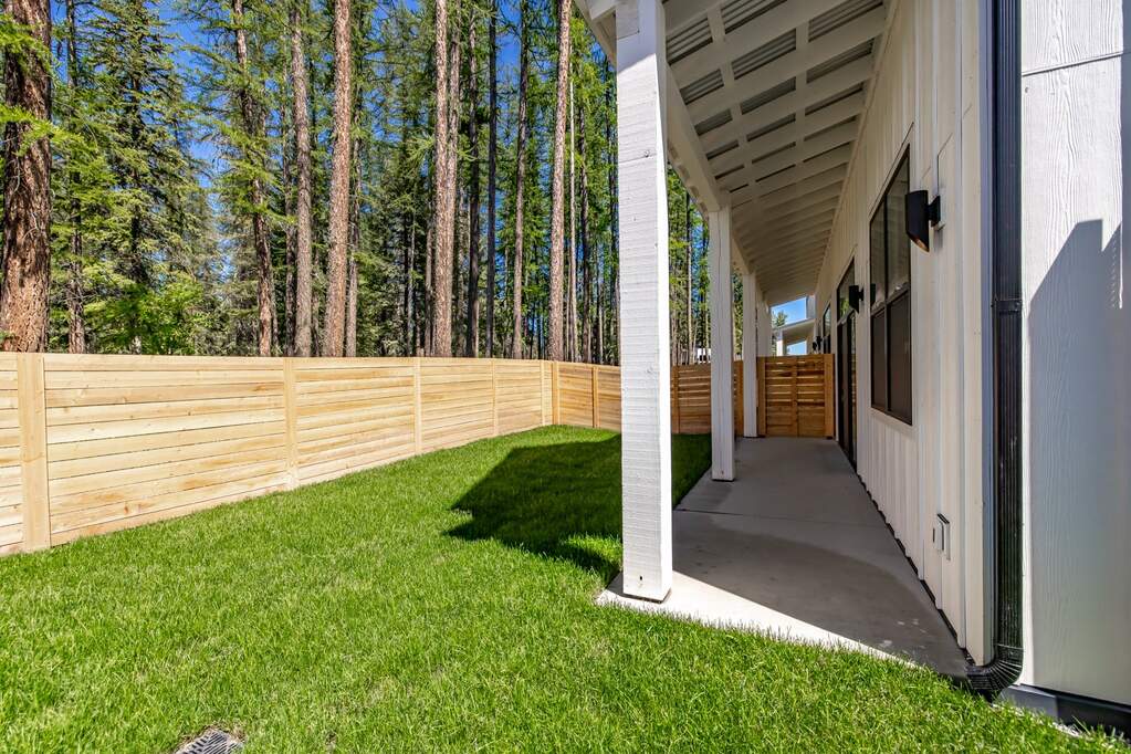 2 Bedroom Villa/Townhouse's Image 43