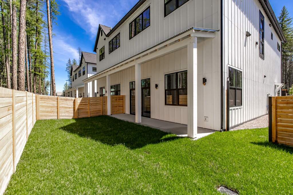 2 Bedroom Villa/Townhouse's Image 44