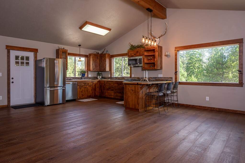 1 Bedroom Single Family Home/House's Image 8