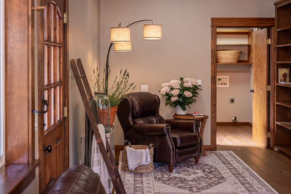 1 Bedroom Single Family Home/House's Image 11