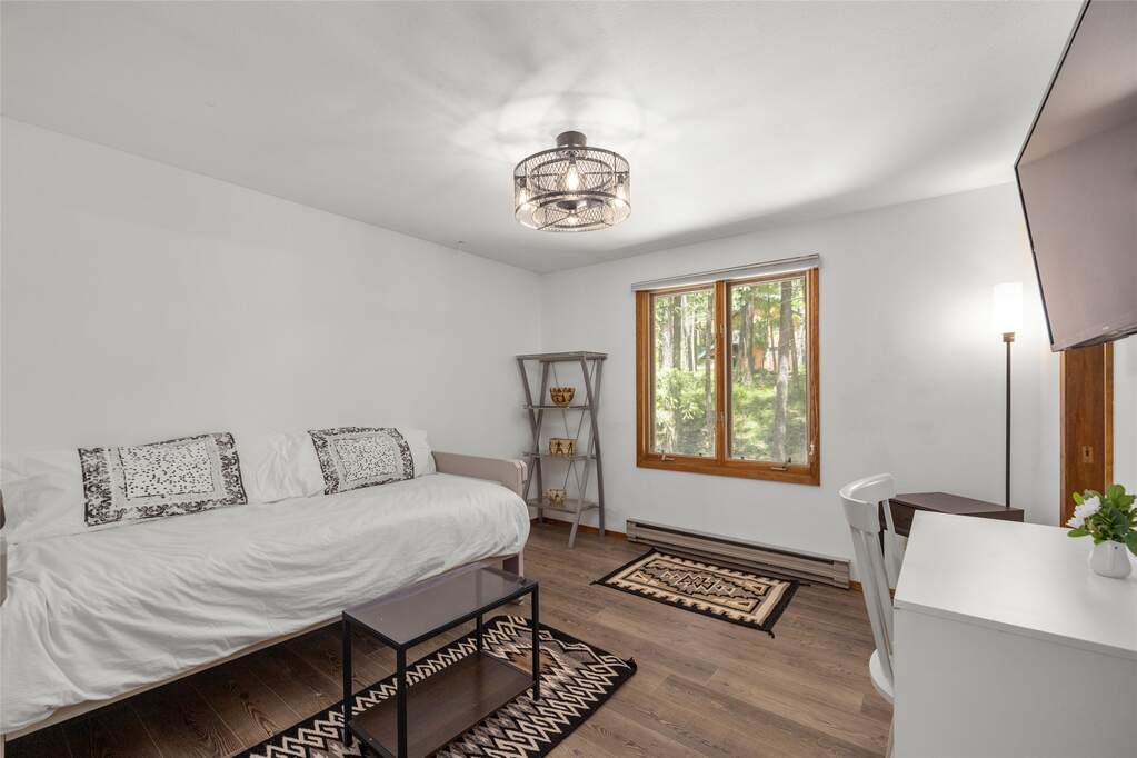 3 Bedroom Single Family Home/House's Image 17