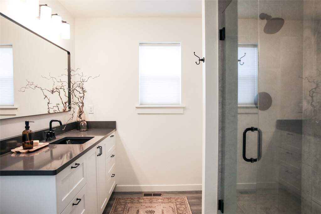 4 Bedroom Single Family Home/House's Image 19