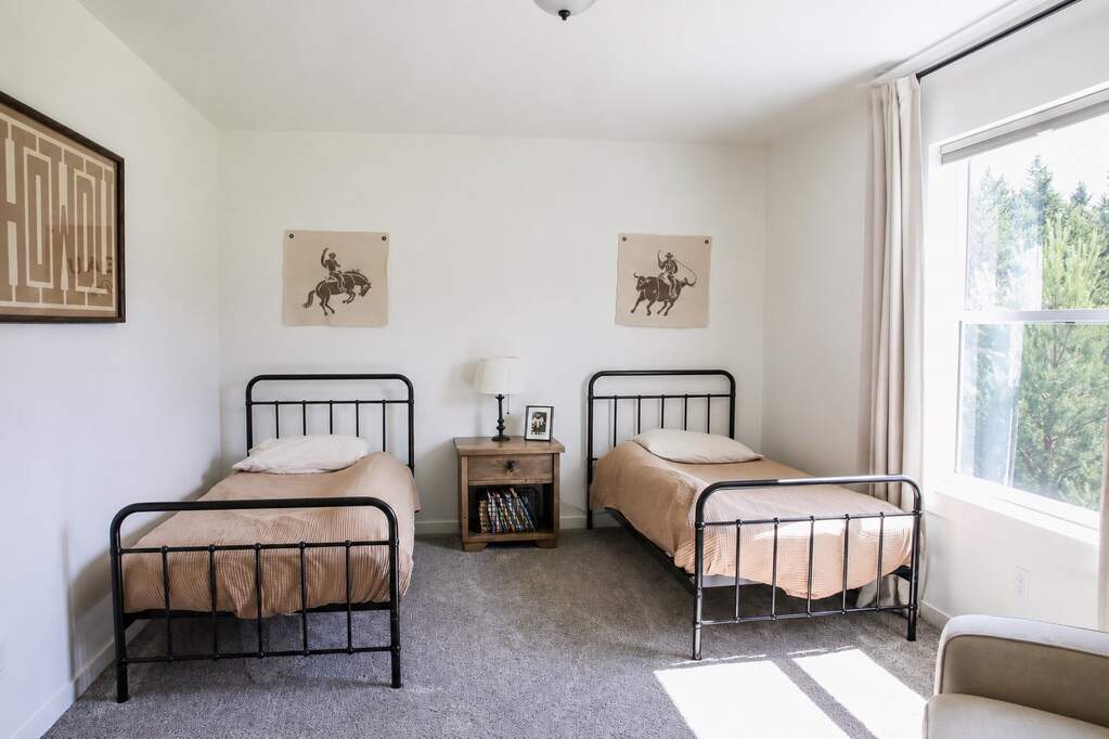 4 Bedroom Single Family Home/House's Image 30