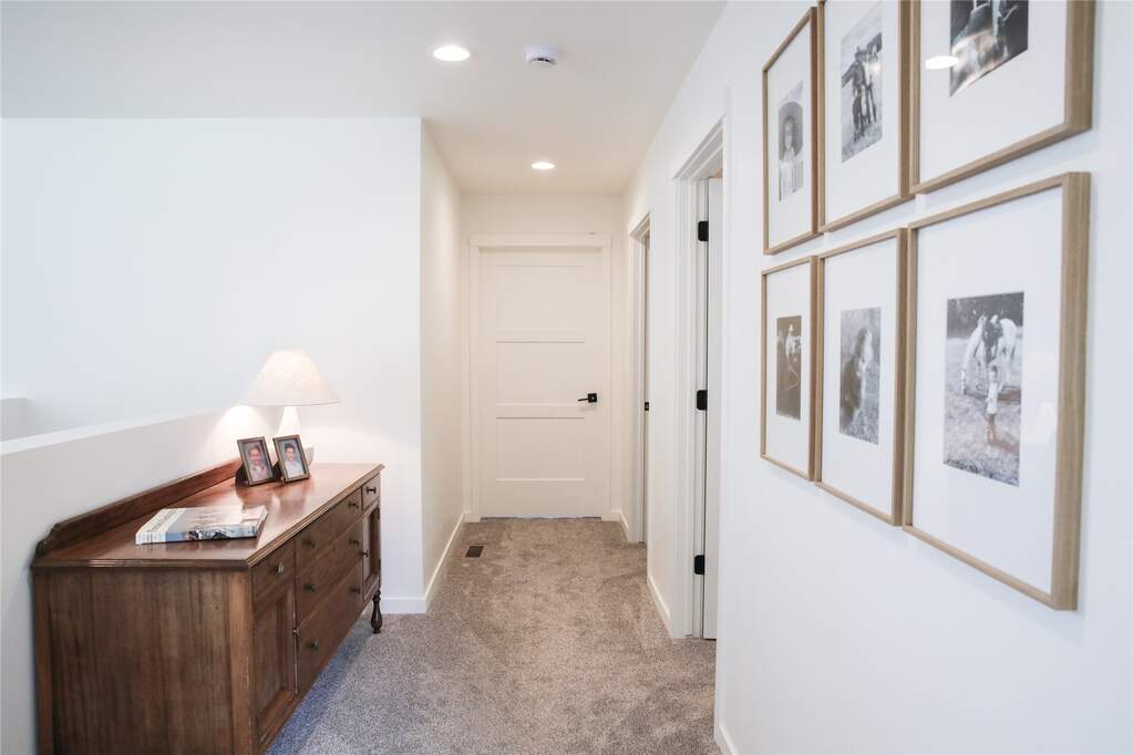 4 Bedroom Single Family Home/House's Image 31
