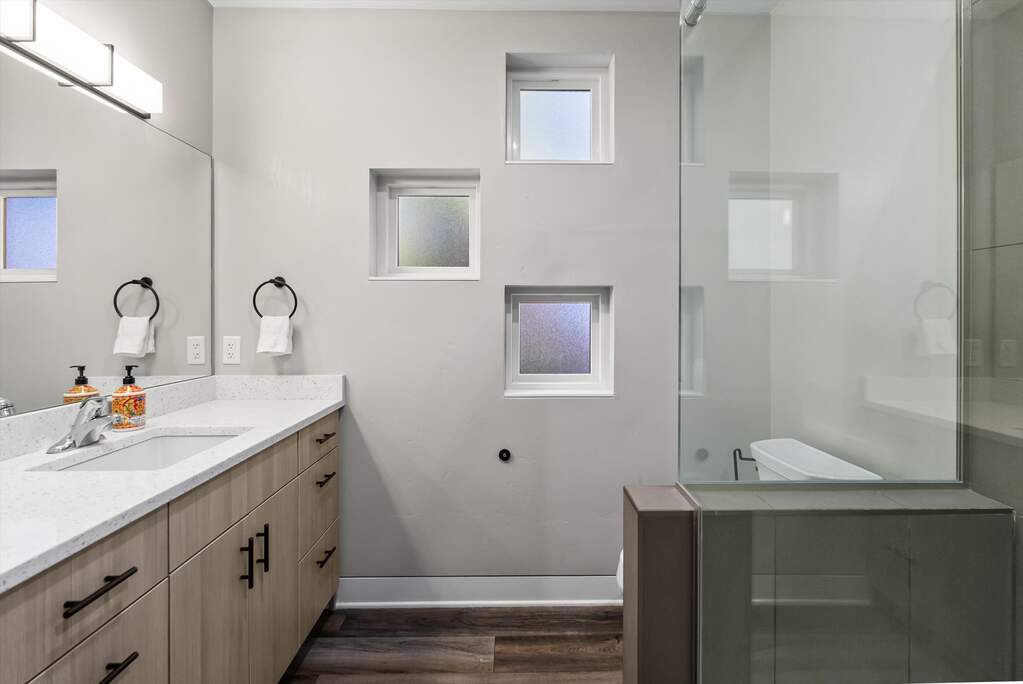 17 Bedroom Apartment/Flat's Image 13