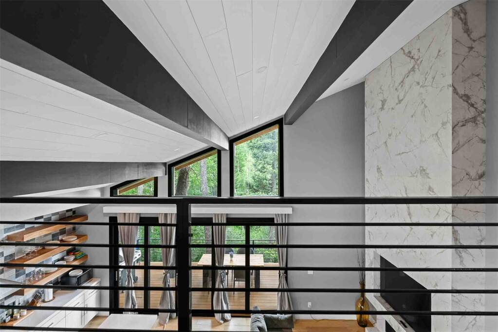 5 Bedroom Single Family Home/House's Image 21