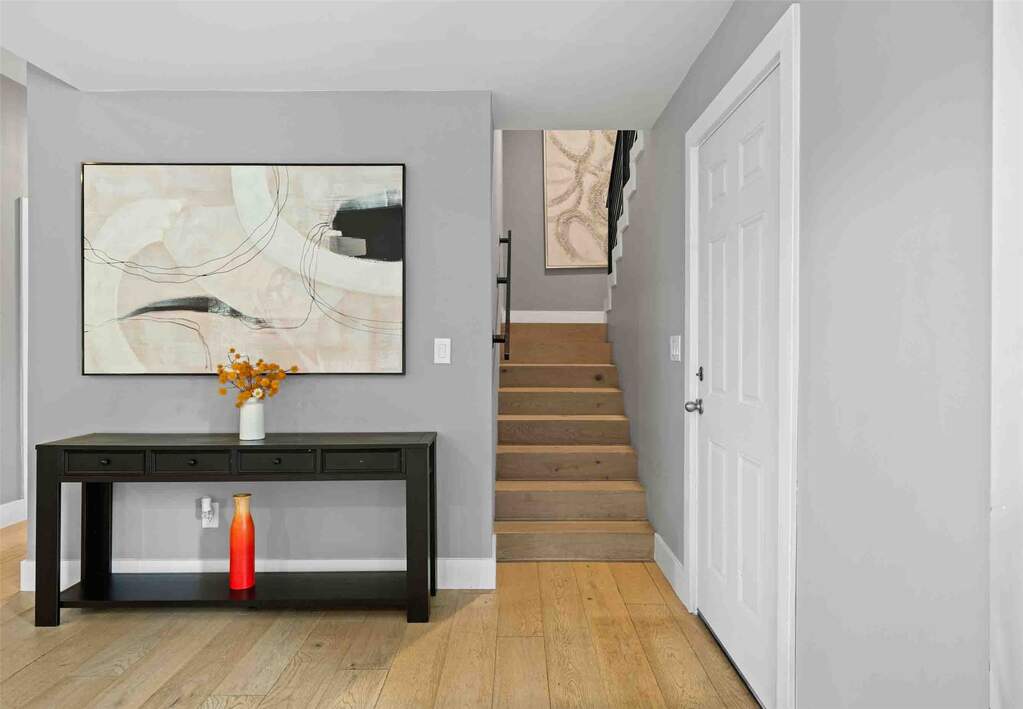 5 Bedroom Multi Unit's Image 19