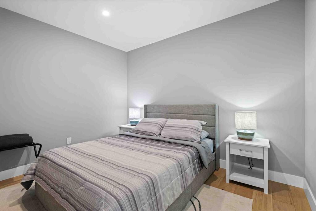 5 Bedroom Multi Unit's Image 43