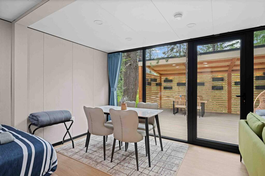 5 Bedroom Multi Unit's Image 58