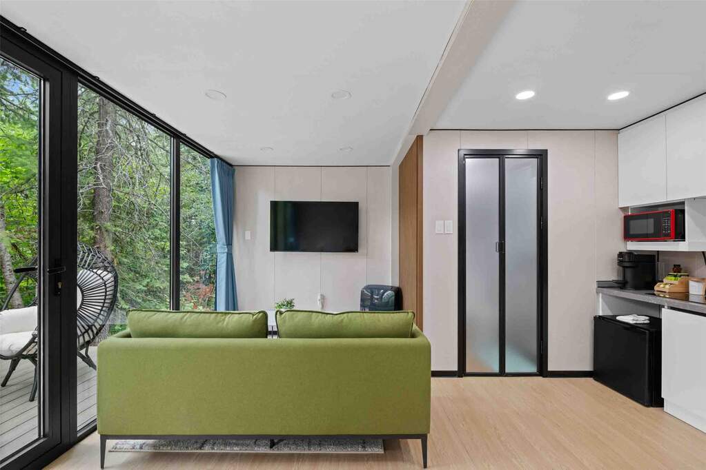 5 Bedroom Multi Unit's Image 61