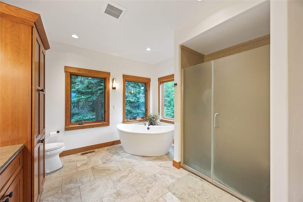 3 Bedroom Single Family Home/House's Image 33