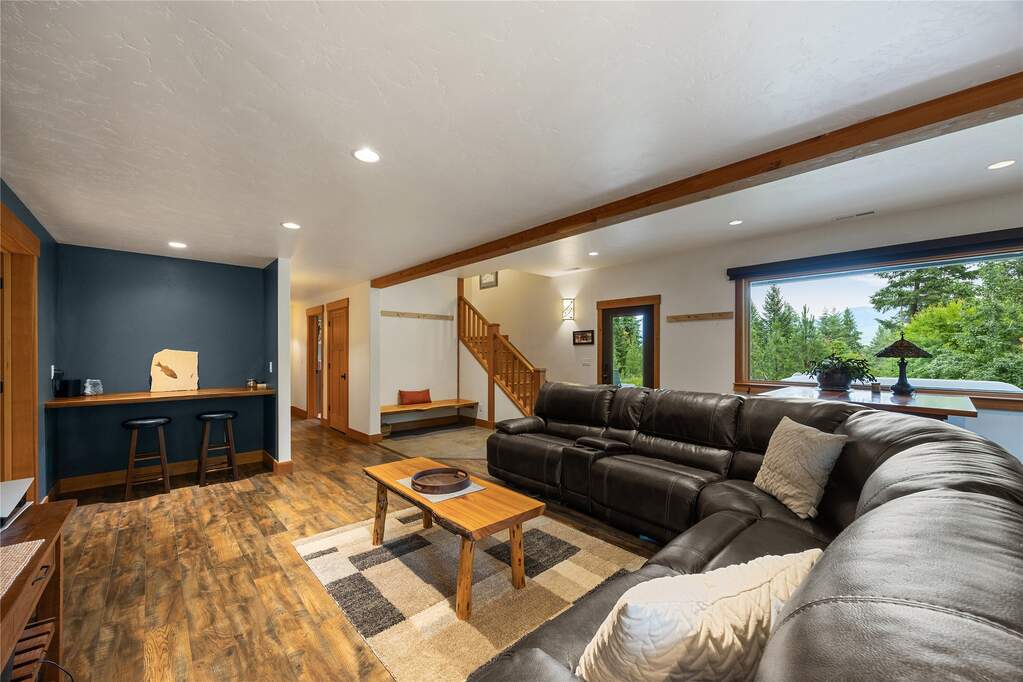3 Bedroom Single Family Home/House's Image 4