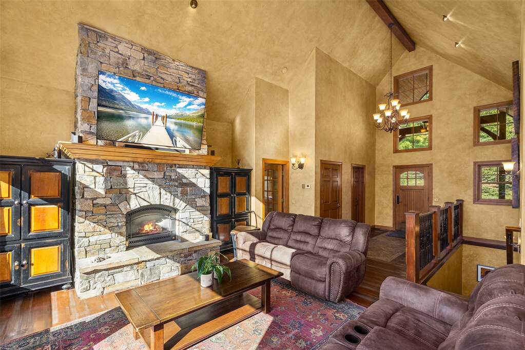 4 Bedroom Single Family Home/House's Image 14