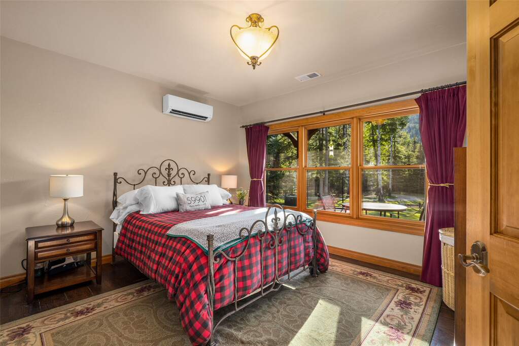 4 Bedroom Single Family Home/House's Image 20
