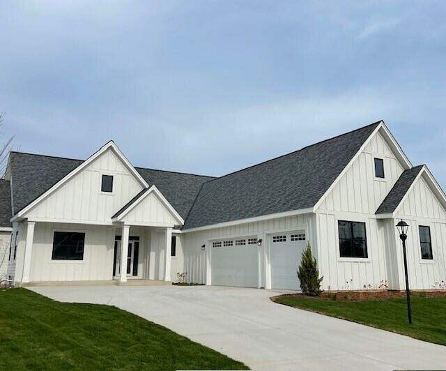 1746 N River Cir photo