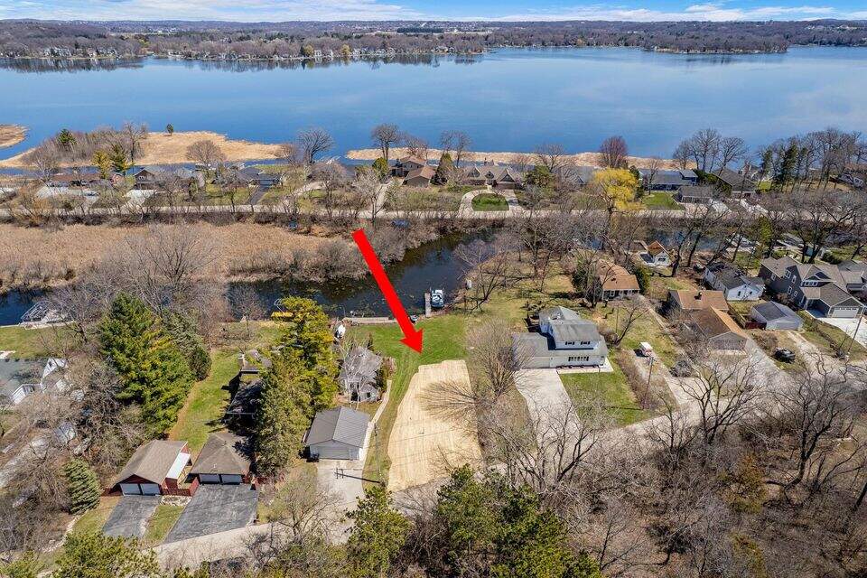 2730 Nagawicka Ave photo