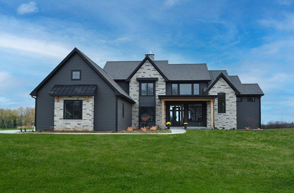2819 Windward Ln photo