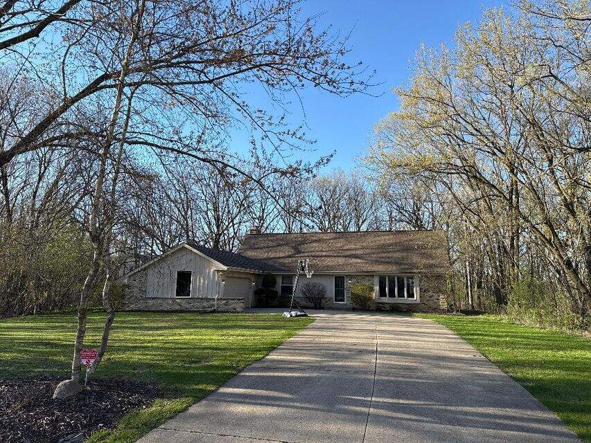 N7W31376 Cambridge Ct photo