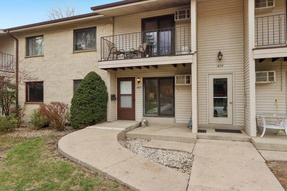 1677 S Coachlight Dr photo