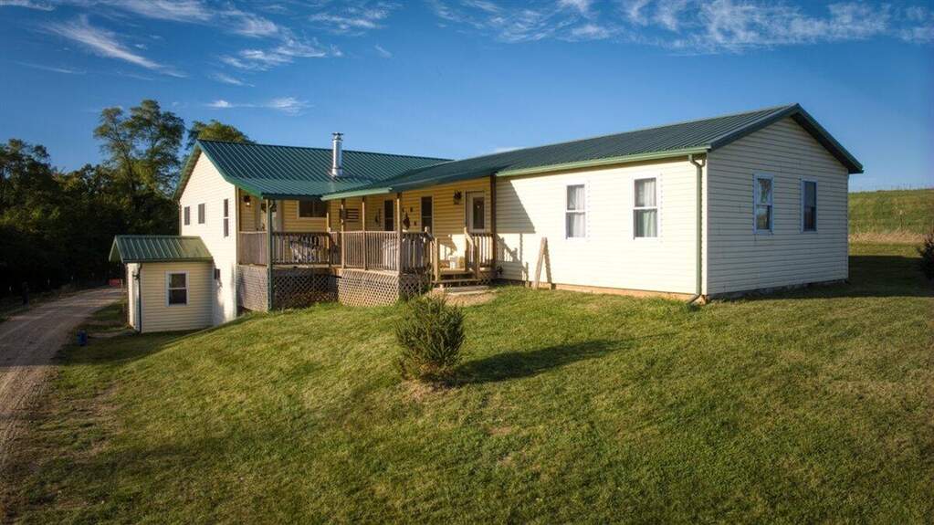 17155 County Highway F photo