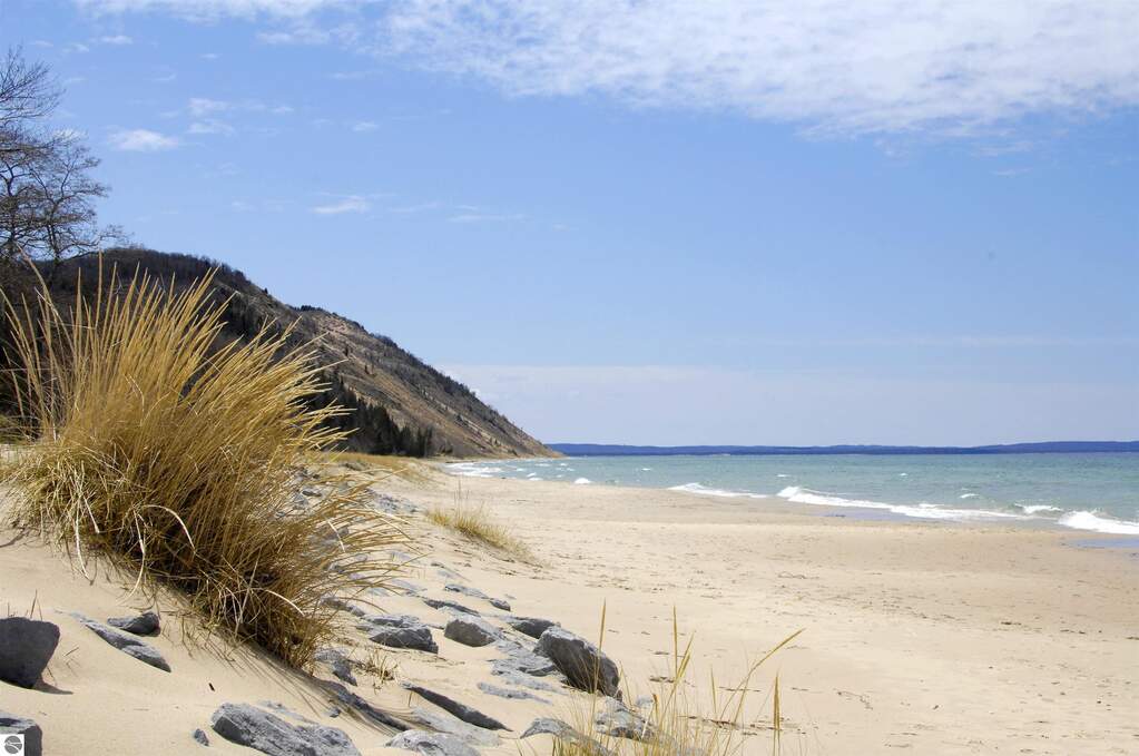 Land/Vacant Land's Image 9