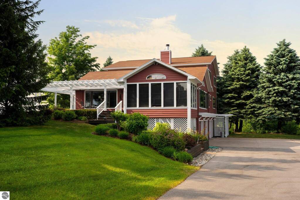 4 Bedroom Single Family Home/House's Image 22