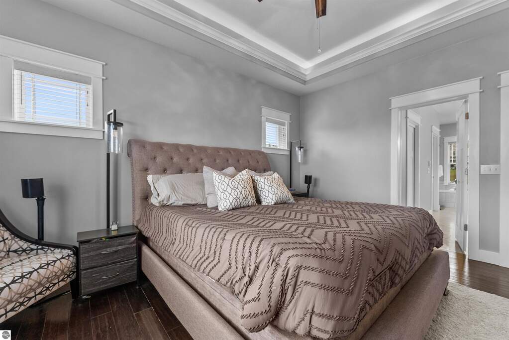 5 Bedroom Single Family Home/House's Image 20