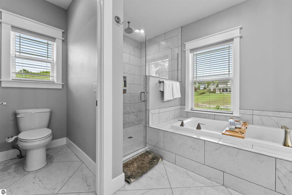 5 Bedroom Single Family Home/House's Image 26