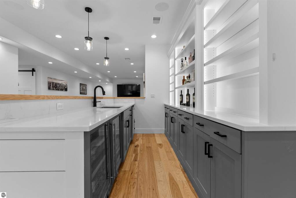 5 Bedroom Single Family Home/House's Image 45