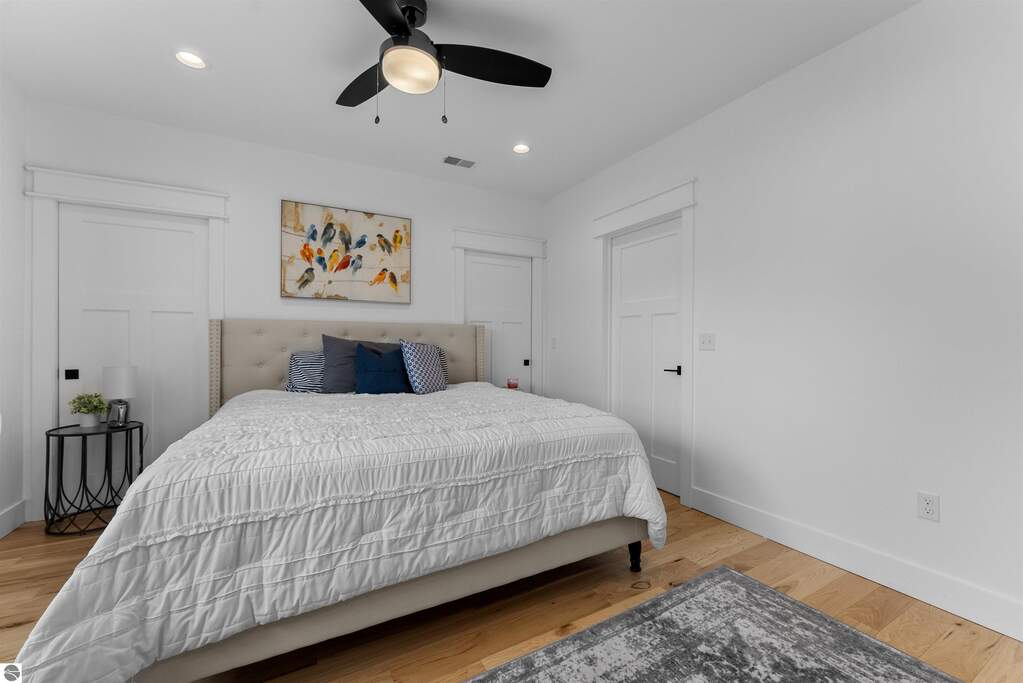 5 Bedroom Single Family Home/House's Image 53