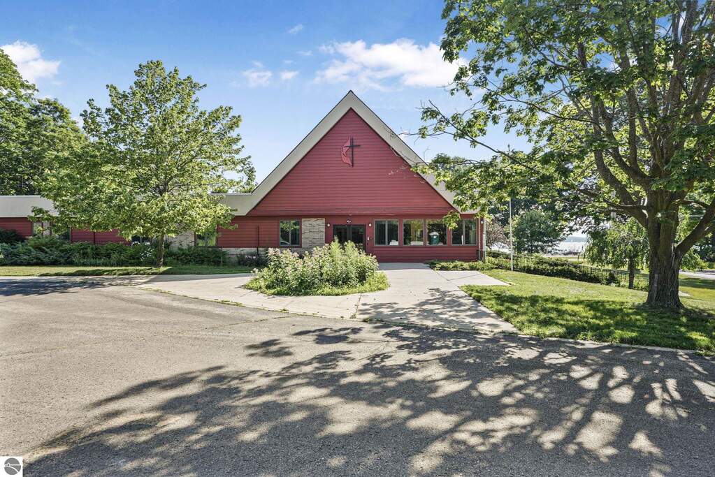 Single Family Home/House's Image 76