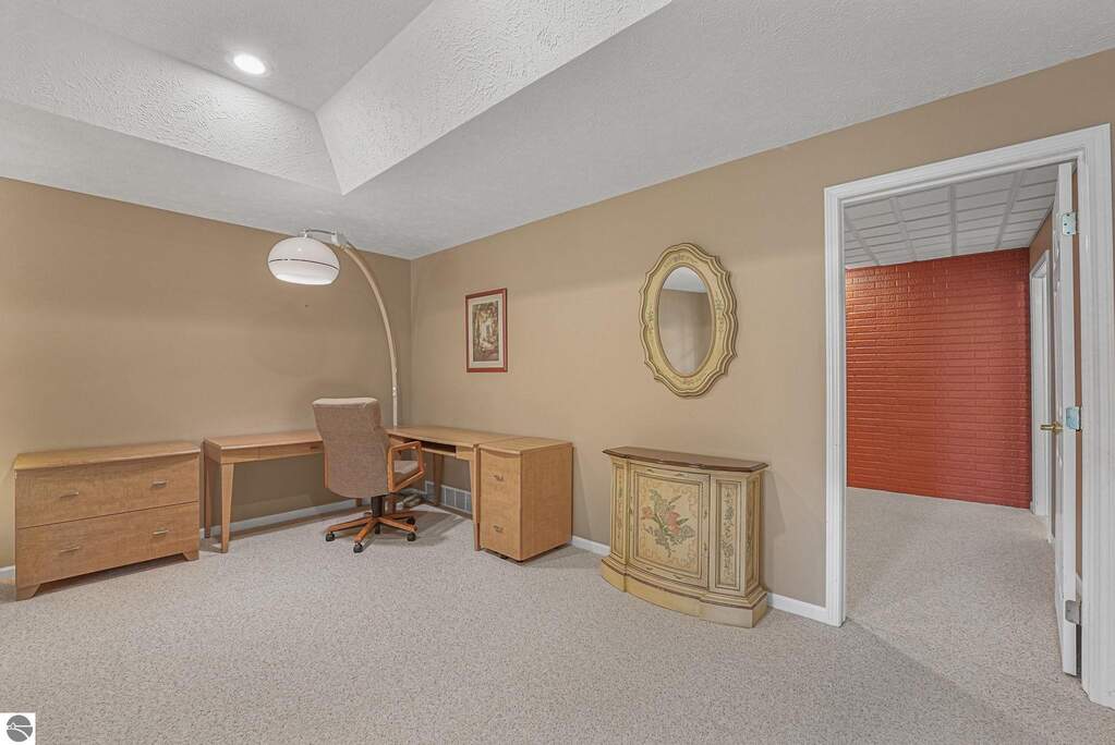 3 Bedroom Apartment/Flat's Image 36