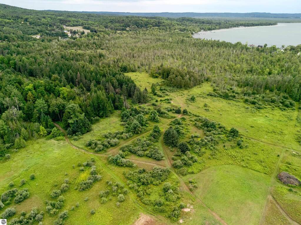 Land/Vacant Land's Image 60