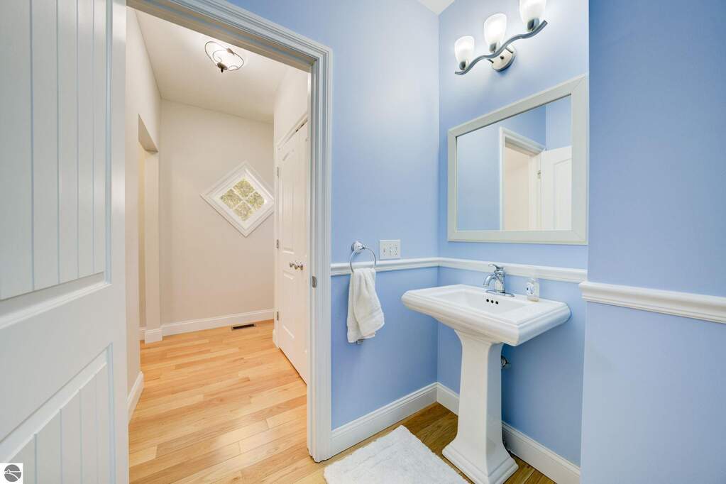 3 Bedroom Single Family Home/House's Image 12