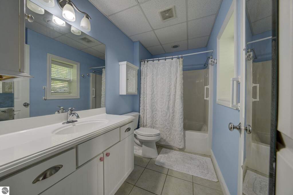 3 Bedroom Single Family Home/House's Image 20